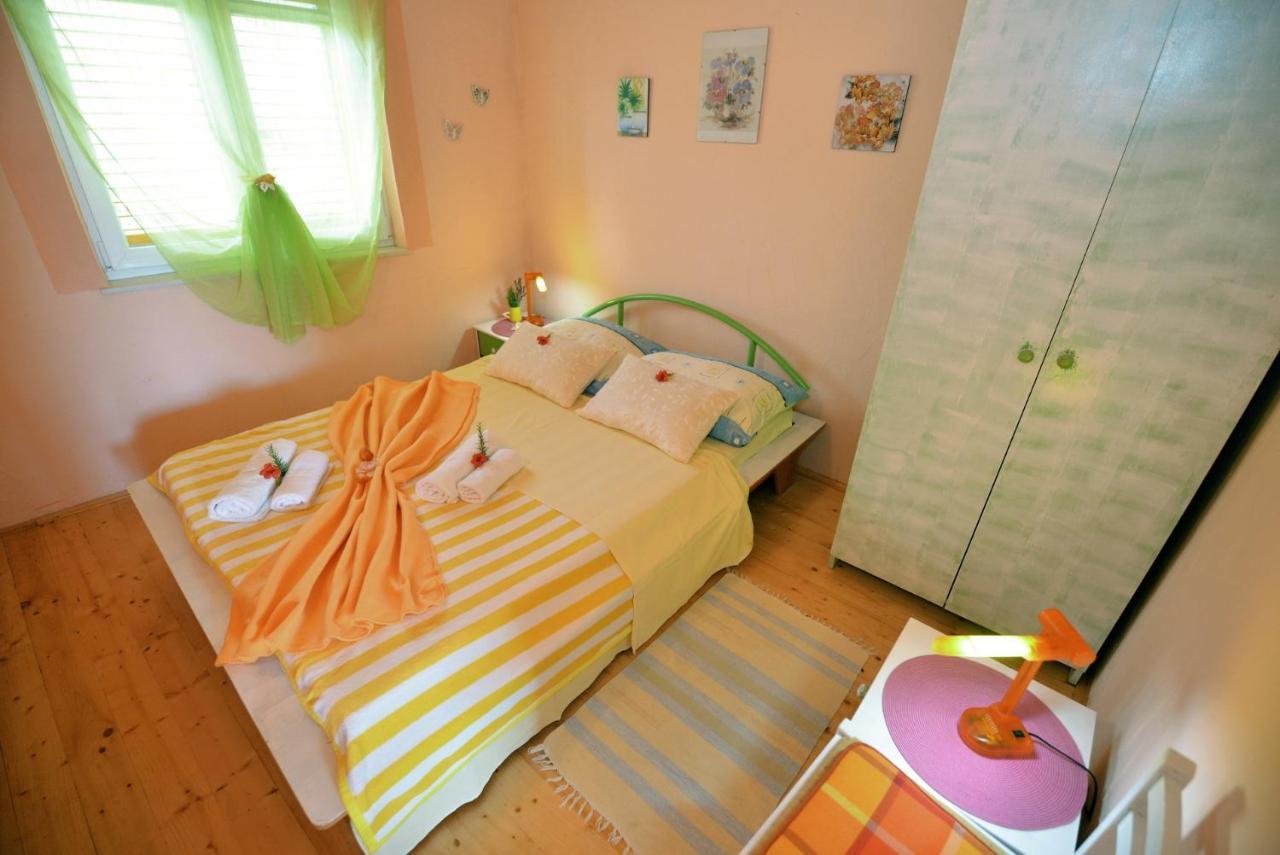 Apartments With A Parking Space Murter - 5097 מראה חיצוני תמונה